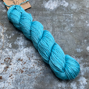 Rosabella...threads of pure luxury - VIVA 8 - Turquoise - 50g skein