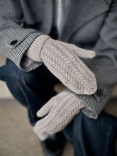 Foundations: 20 Knitted Accessories by Sari Nordlund - PREORDER