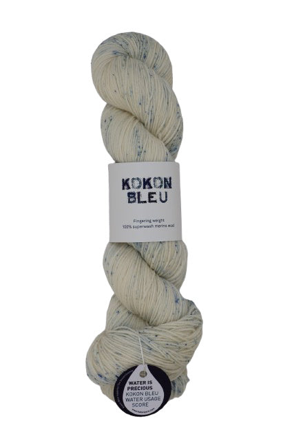 KOKON BLEU - Fingering Weight Merino - Speckle - O-Bleu