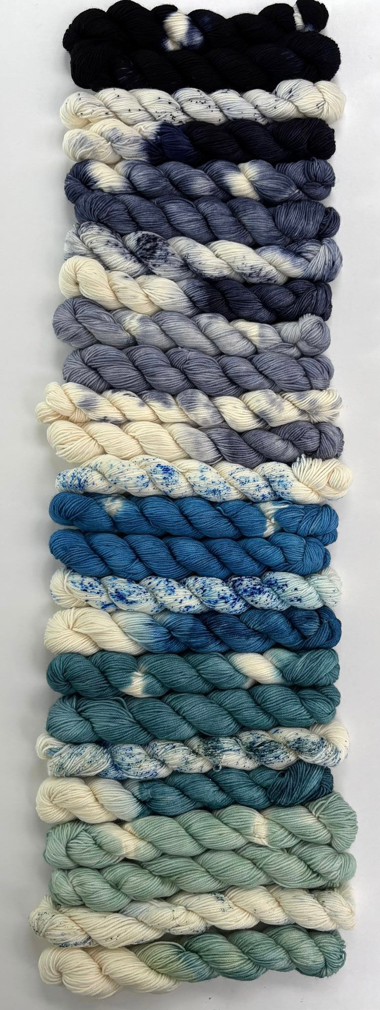 KNIT ME AN OCEAN - KOKON BLEU ADVENT CALENDAR - PREORDER