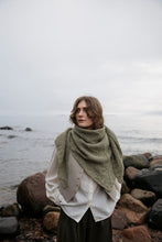 Soothing Stitches : Knits for a Quiet Mind by Paulina Kuunsola