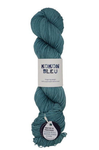 KOKON BLEU - Fingering Weight Merino - Semi Solid - O-Bleu