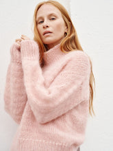 Nordic Chic: Knitting a Modern Wardrobe - Leeni Hoimela - PREORDER