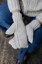 Knit Pop - Miki Teragaki