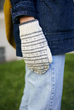 Knits from the LYS by Escape Tricot