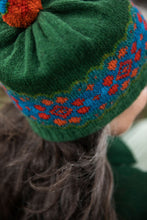 Grand Shetland Adventure Knits by Mary Jane Mucklestone and Gudrun Johnston