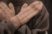 52 Weeks of One-Skein Knits - Laine