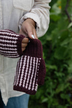 52 Weeks of One-Skein Knits - Laine