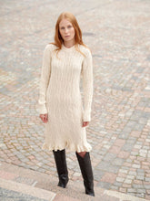 Nordic Chic: Knitting a Modern Wardrobe - Leeni Hoimela - PREORDER