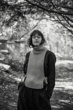 Field Notes: 20 Textured Knits for Everyday Beauty by Olga Putano