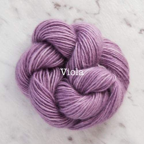 Rosabella...threads of pure luxury - PRIMA 5 - 25g skein - Viola