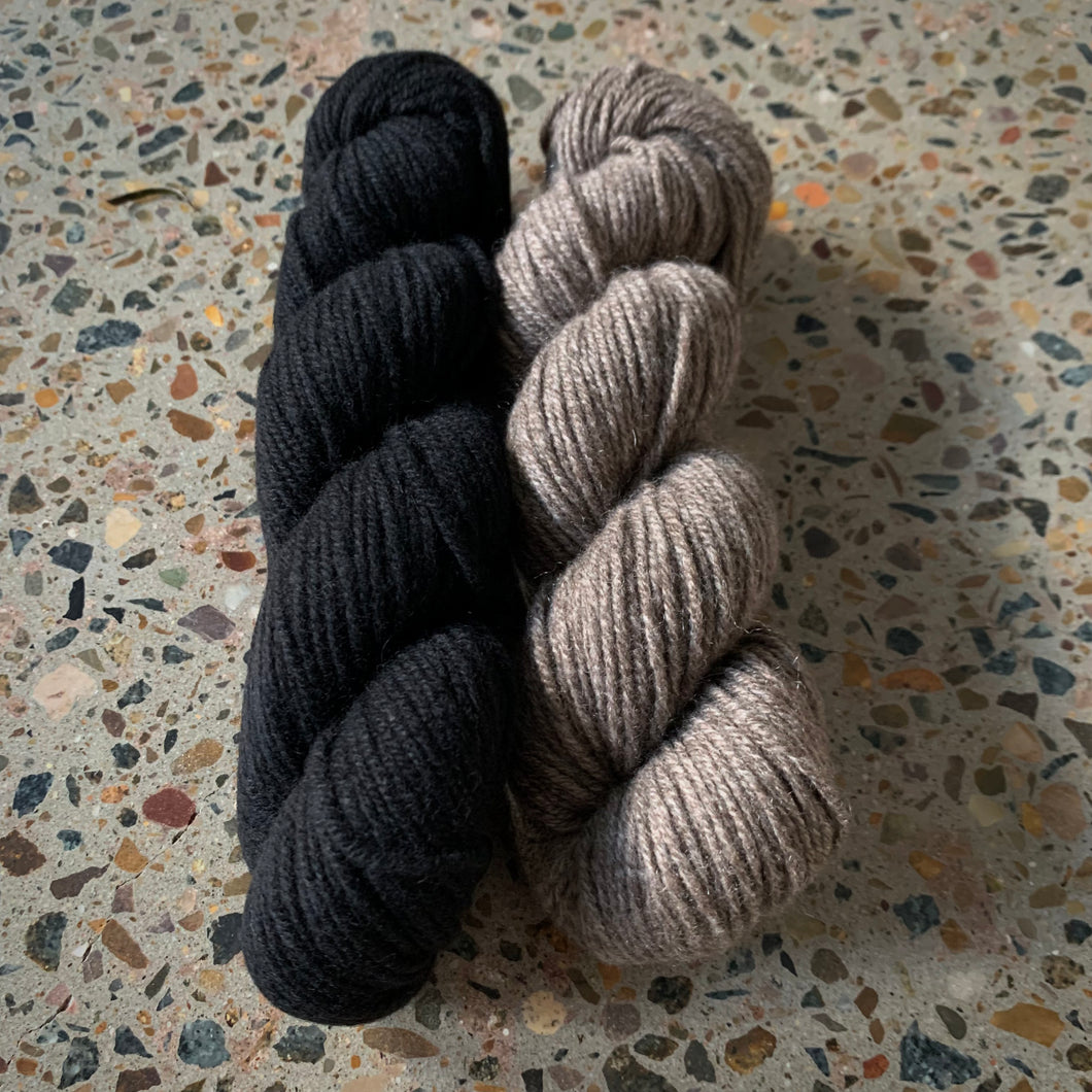 Jeol Sweater Yarn Kit - Size 1 - Desert & Black