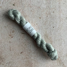 KOKON Merino Linen 4ply / Fingering Mini Skein - Avo