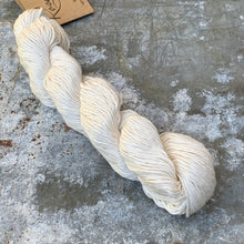 Rosabella...threads of pure luxury - VIVA 8 - Ivory - 50g skein