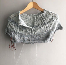 Kigi Pullover Yarn Kit - Sizes 7 & 8